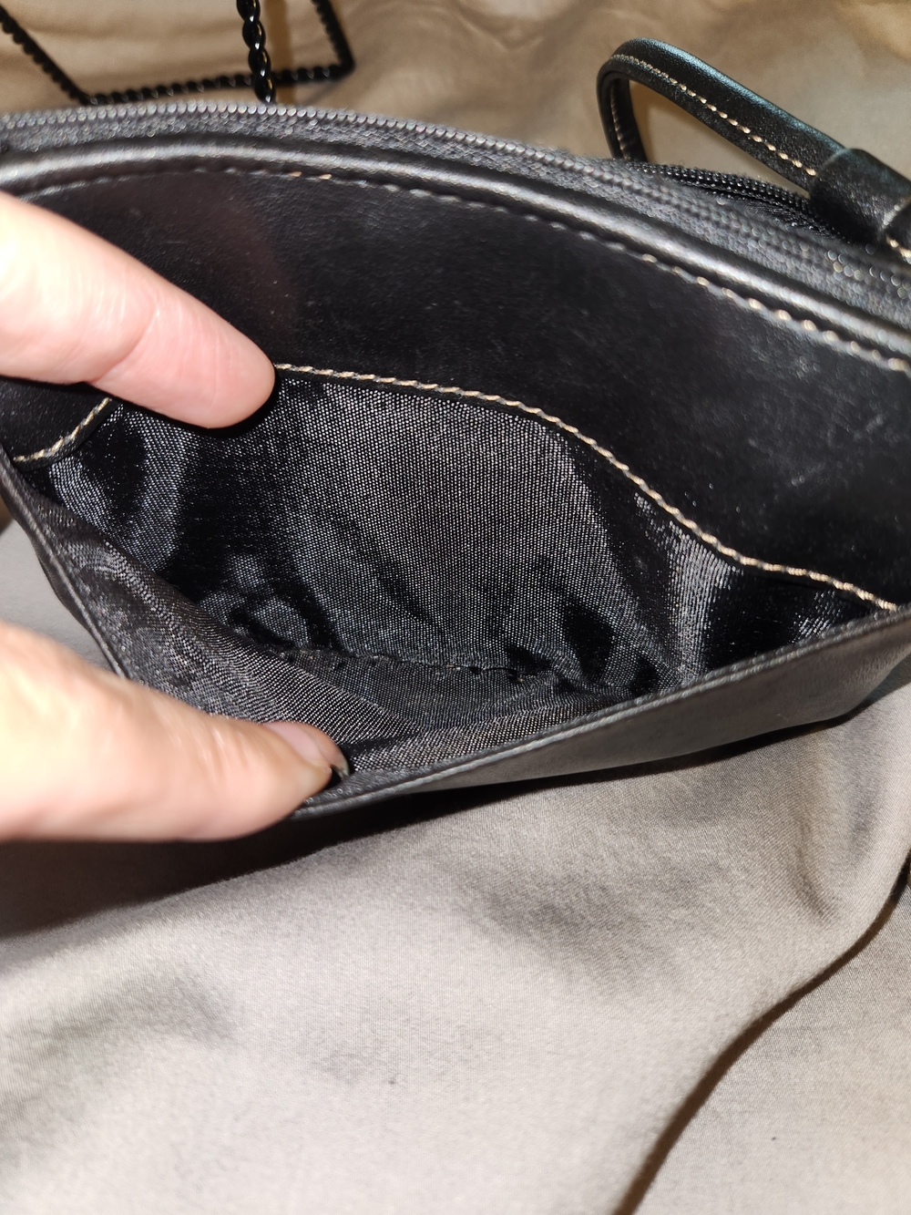 Nine West Black Wallet - Picture 5 of 8